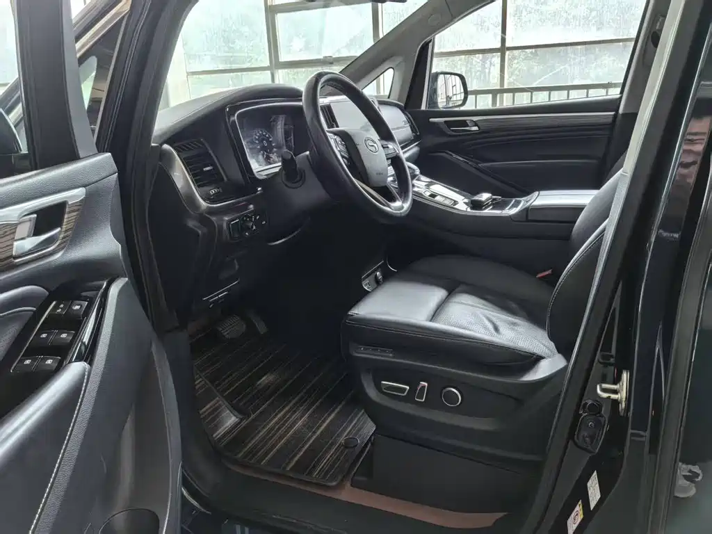 GAC Trumpchi M8 2023 — фото 4