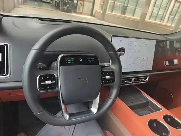 Li Auto L9 2025