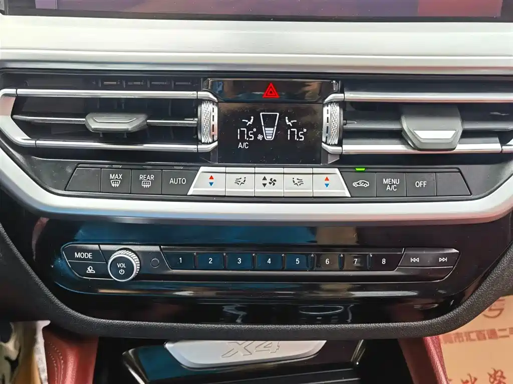 BMW X4 2022 — фото 24