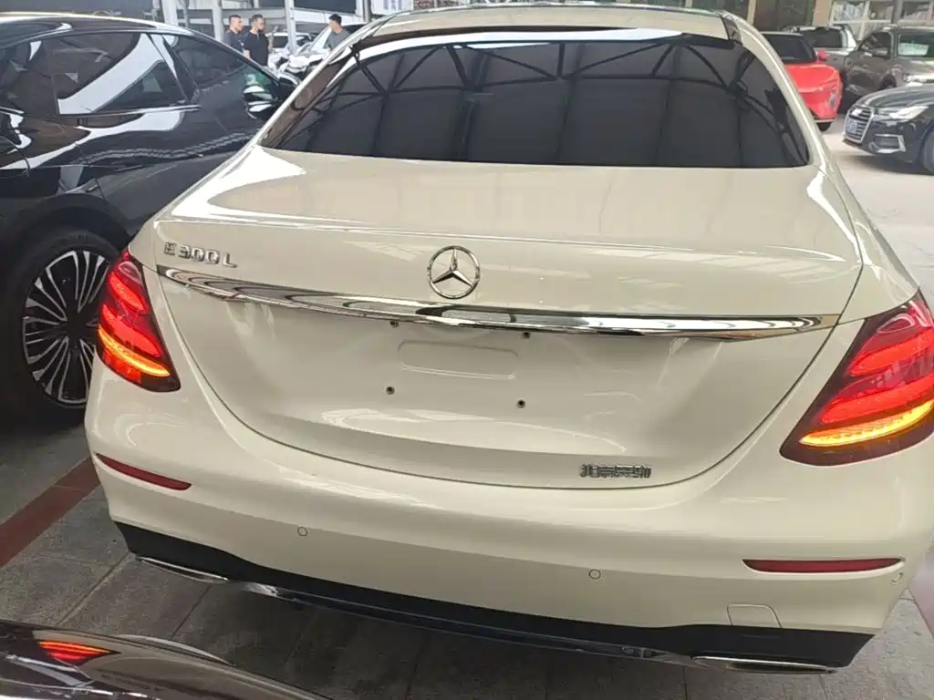 Mercedes-Benz E-Class 2017