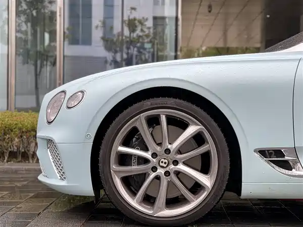 Bentley Continental 2019