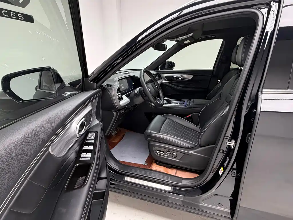 GAC Motor Trumpchi GS8 2024 — фото 16