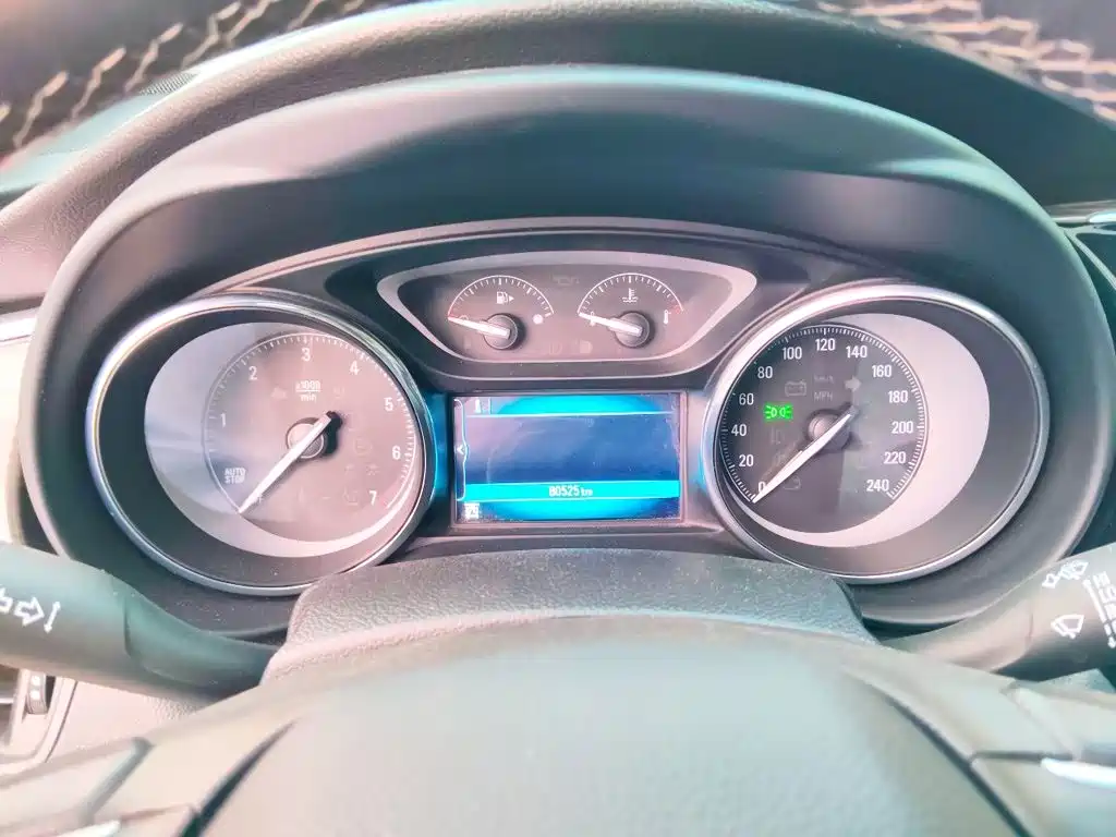 Buick Envision Plus 2020 — фото 12