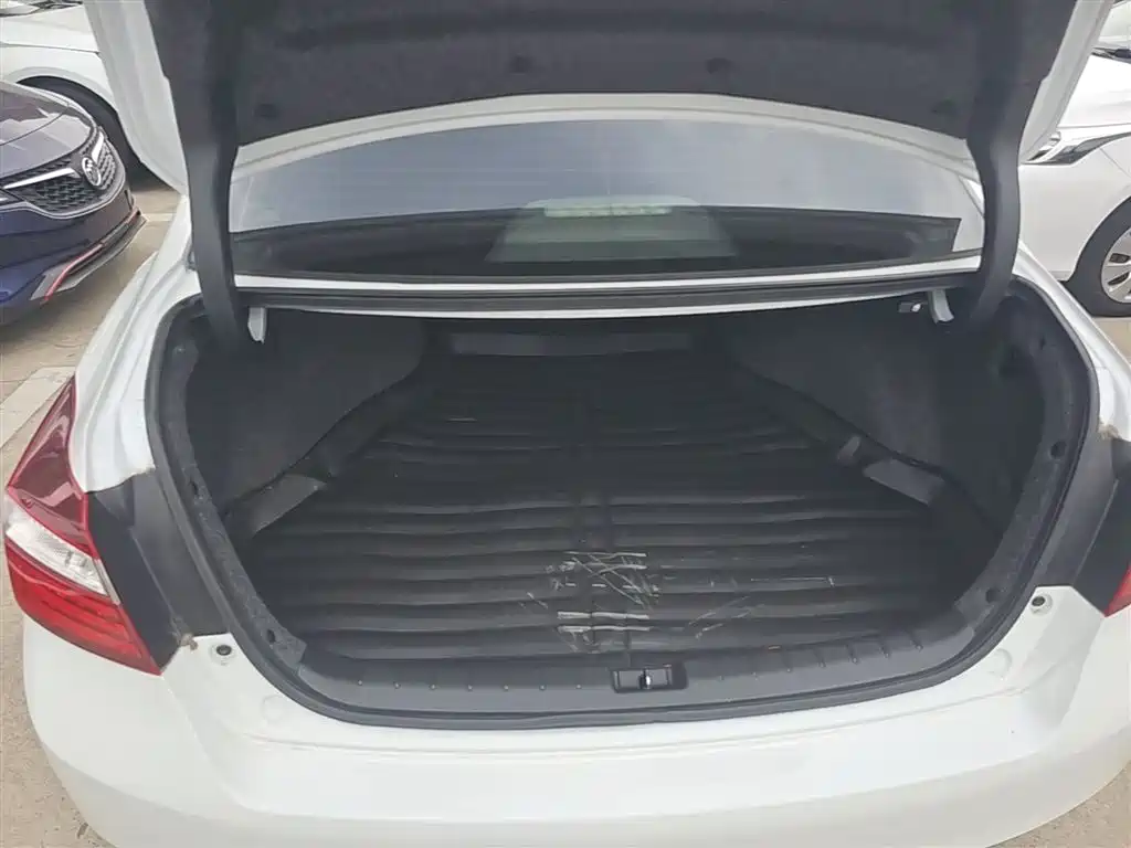 Honda Accord 2018 — фото 19