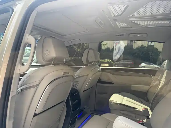 Buick GL8 2023