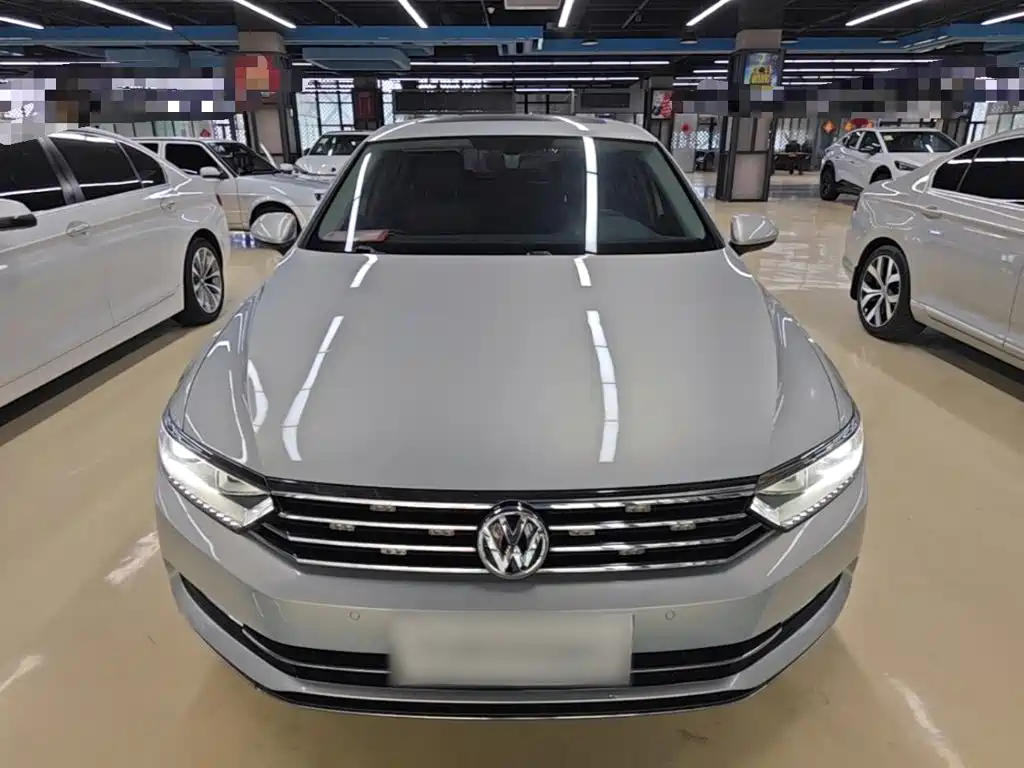 Volkswagen Magotan 2017 — фото 3