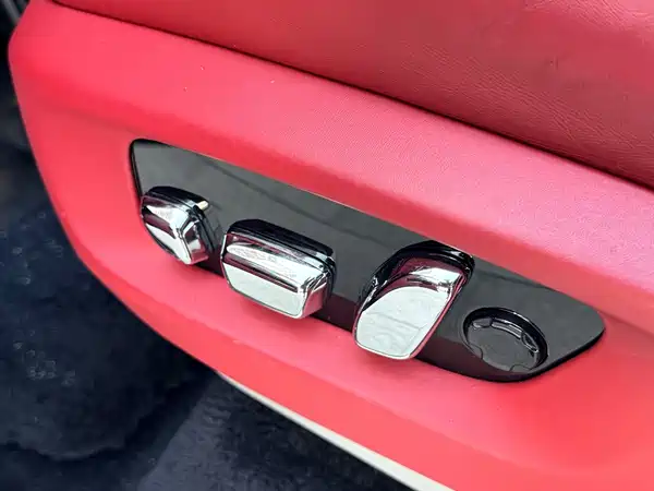 Rolls-Royce Cullinan 2020
