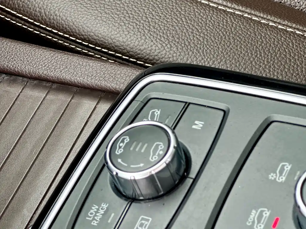 Mercedes-Benz GLS 2016 — фото 35