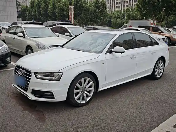 Audi A4L 2016