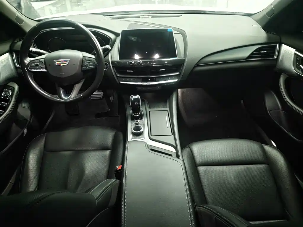 Cadillac CT5 2020 — фото 10