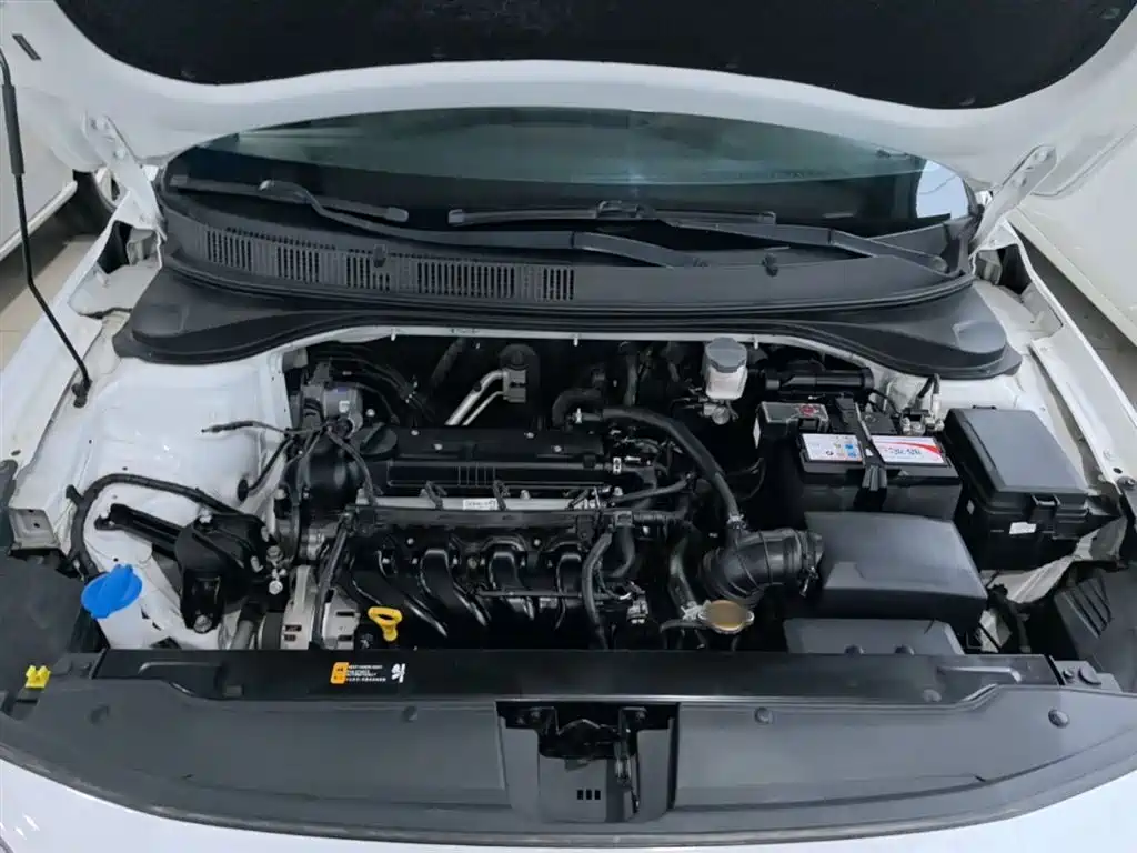 Hyundai Elantra 2019 — фото 20