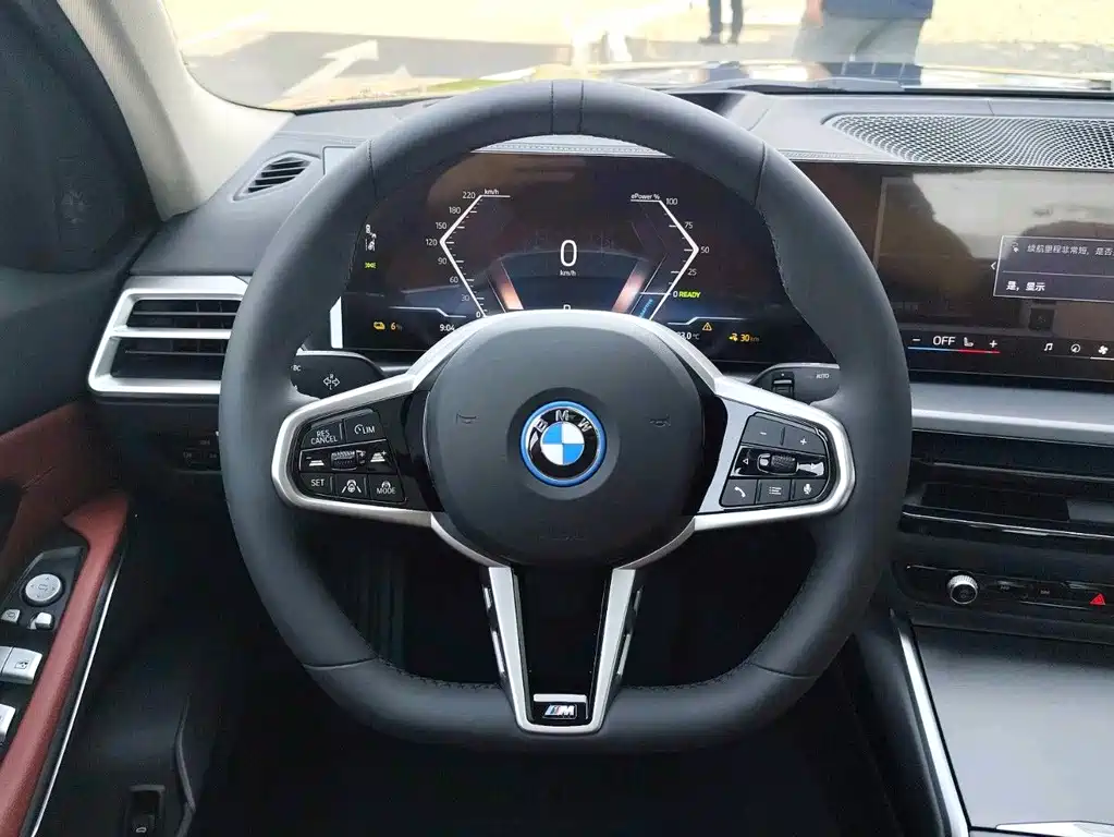 BMW i3 — фото 9