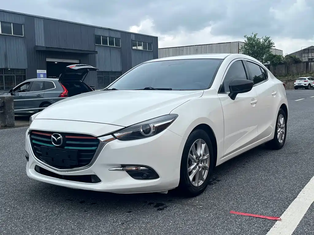 Mazda 3 Axela 2018