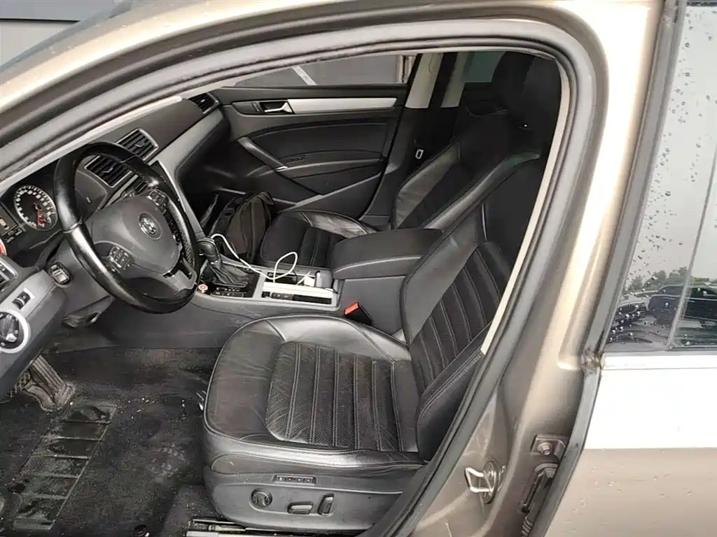 Volkswagen Passat 2015 — фото 15
