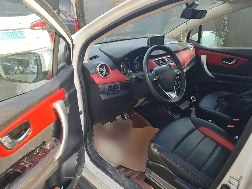 Haval H1 2015 — фото 17