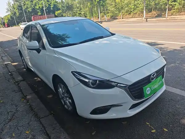 Mazda 3 Axela 2019
