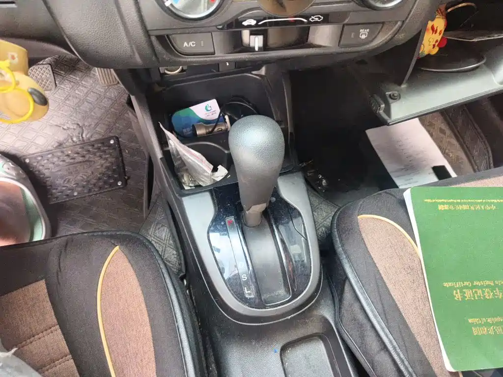 Honda Fit 2018 — фото 10