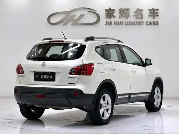 Nissan Qashqai 2015