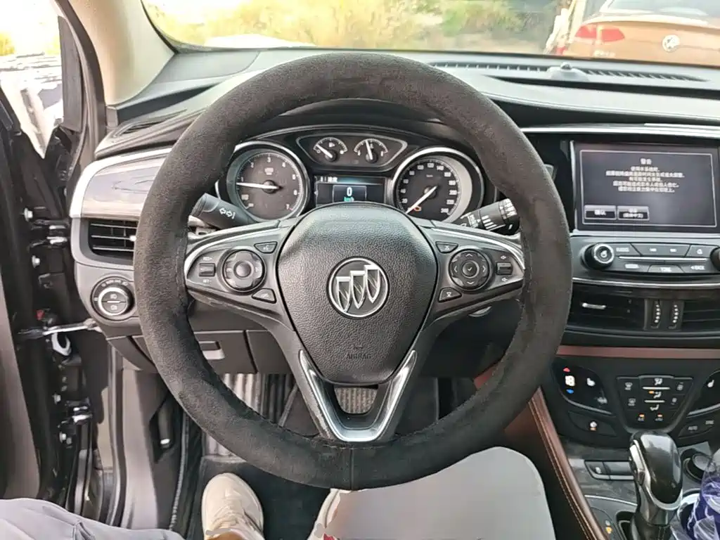 Buick Envision Plus 2015 — фото 11