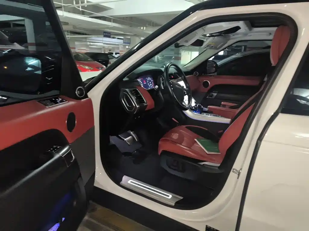 Land Rover Range Rover Sport 2020 — фото 12