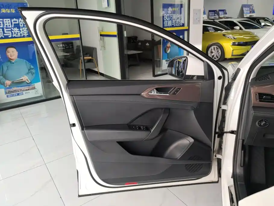 Volkswagen Tharu 2021