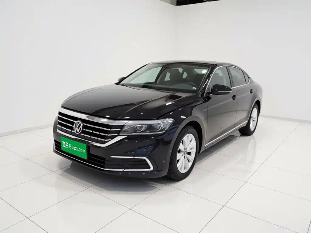 Volkswagen Passat 2021 — фото 1