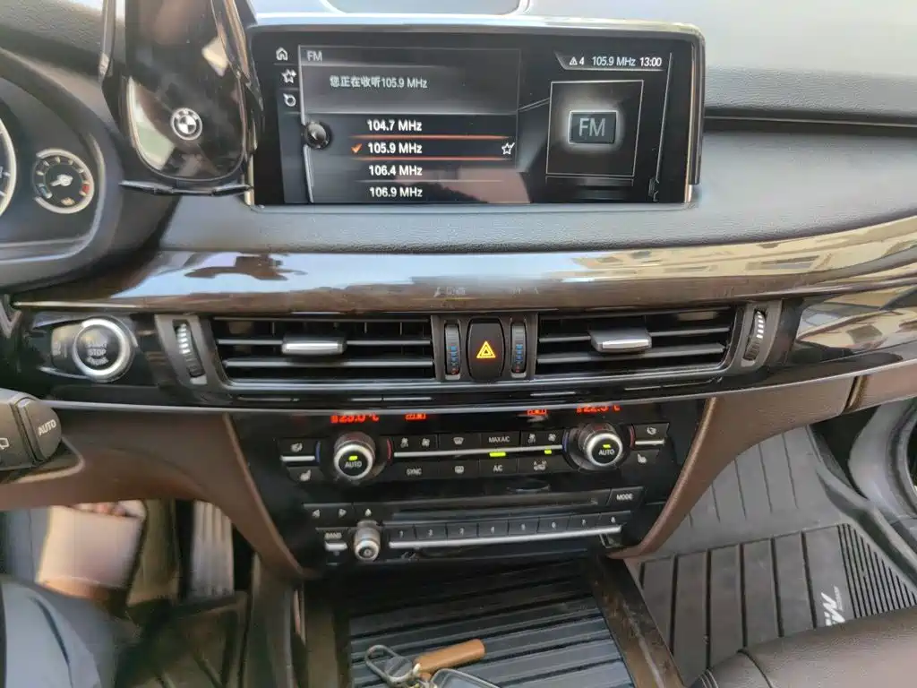 BMW X5 2017 — фото 14