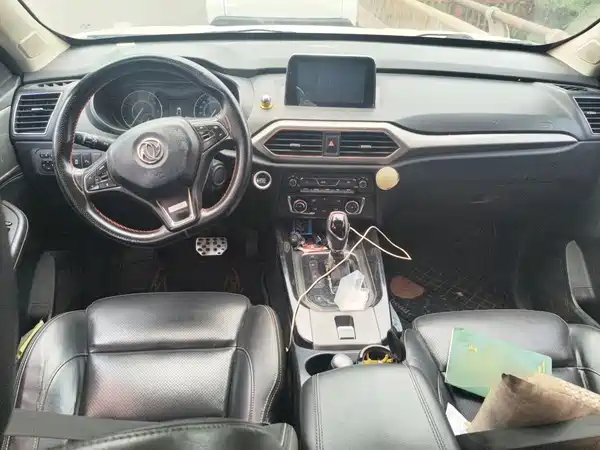 Dongfeng Scenery S560 2018