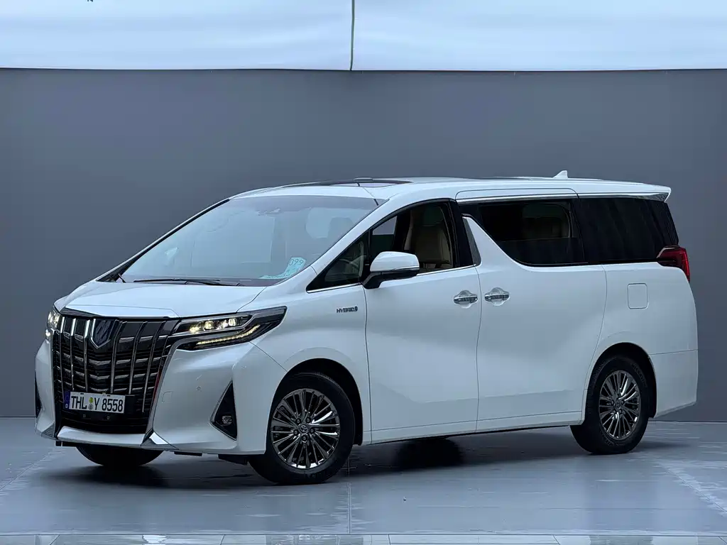 Toyota Alphard 2020 — фото 1