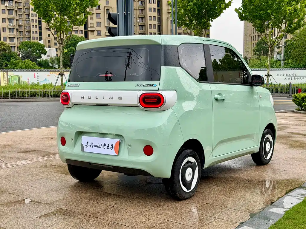 Wuling MINIEV 2025