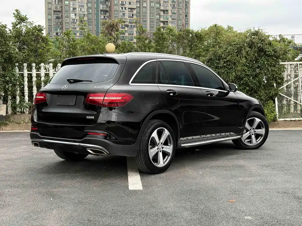 Mercedes-Benz GLC 2016 — фото 12