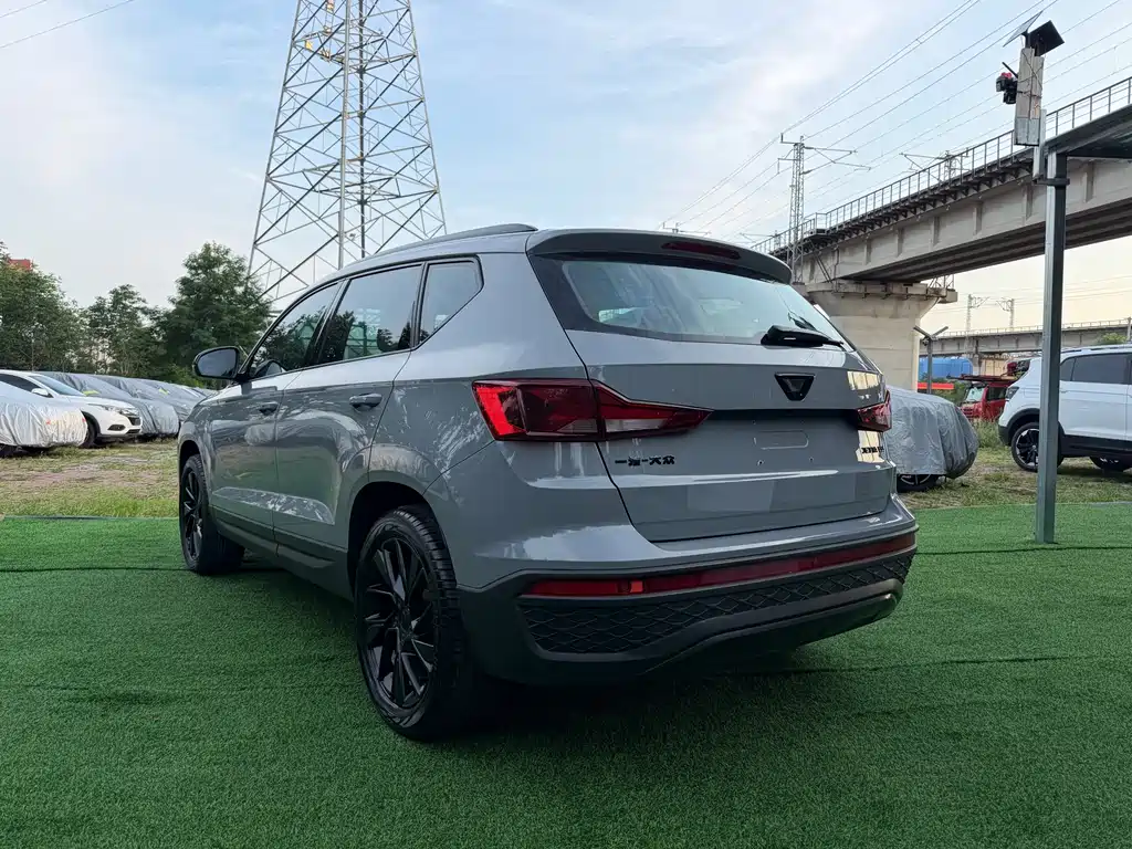 Jetta VS5 2022