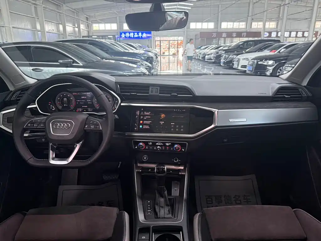 Audi Q3 2022