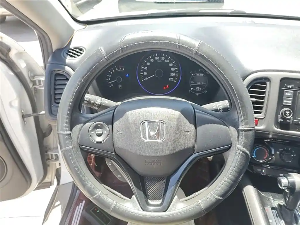 Honda Vezel 2015 — фото 11