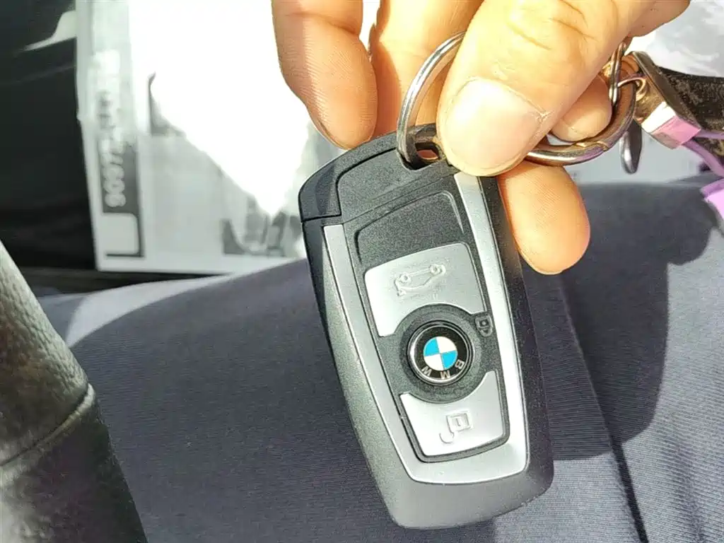 BMW X3 2018 — фото 9