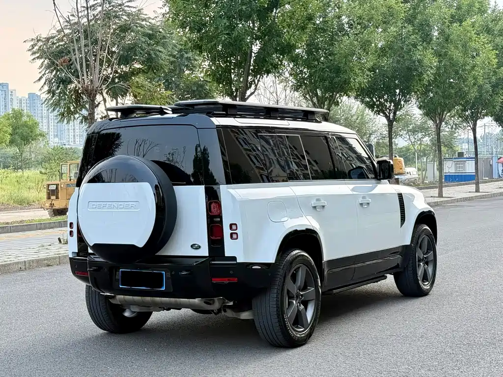 Land Rover Defender 2025 — фото 5