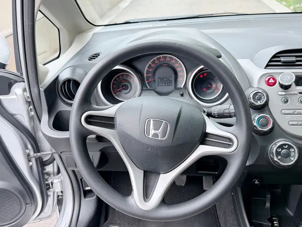 Honda Fit 2010 — фото 8
