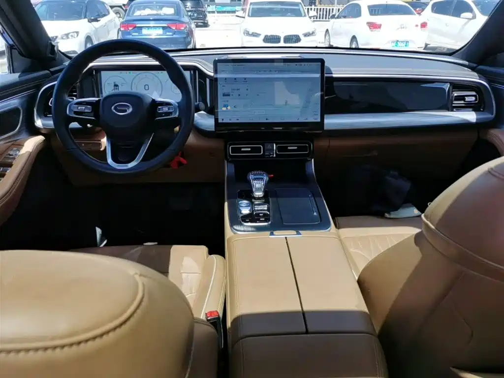GAC Motor Trumpchi GS8 2024 — фото 10