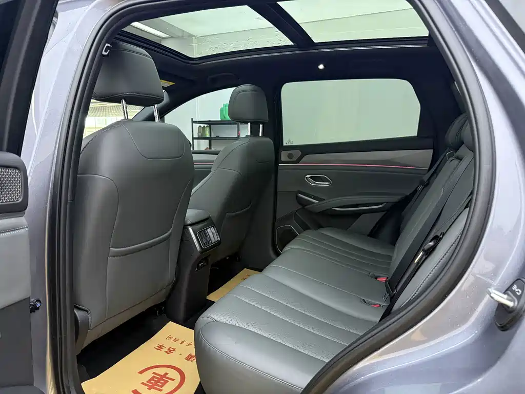 BYD Song L DM-i 2026 — фото 6