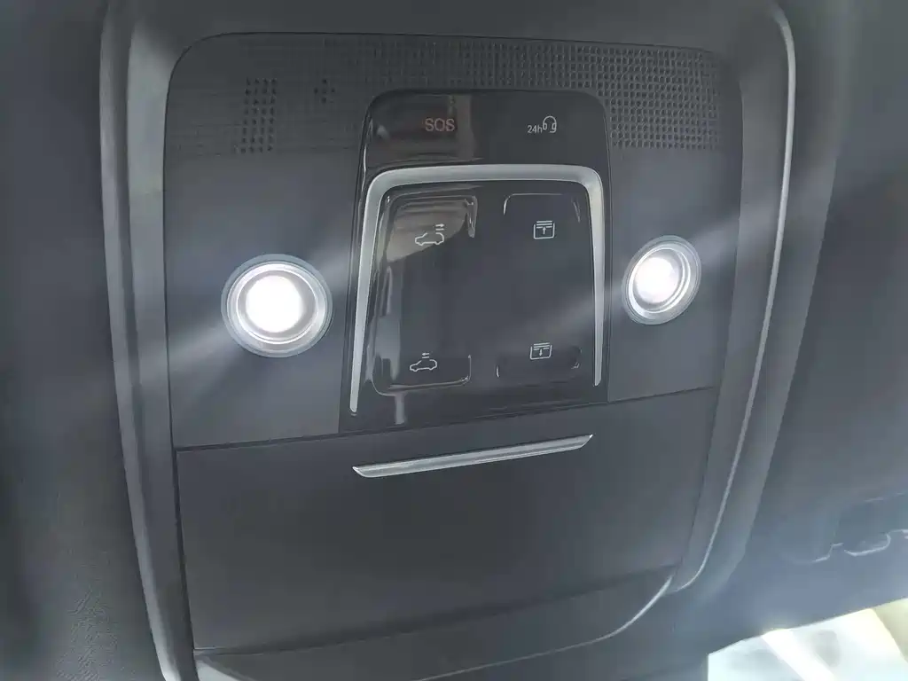 BYD L DM-i 2025 — фото 19