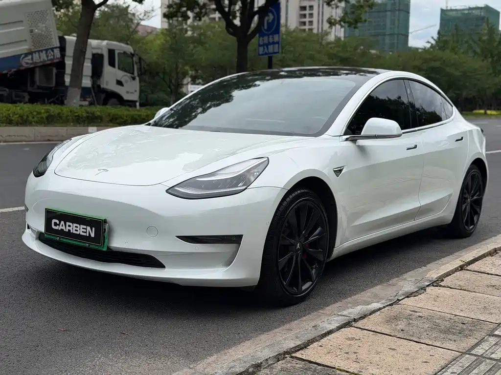 Tesla Model 3 2019 — фото 1