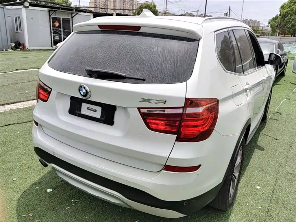 BMW X3 2018 — фото 7