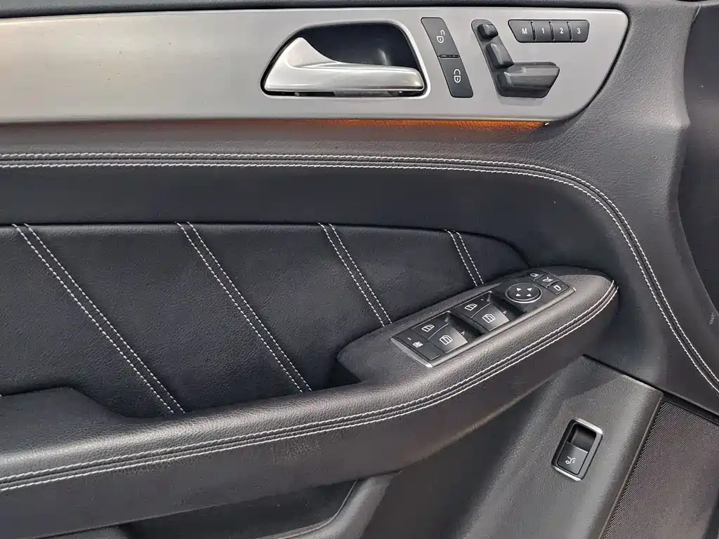 Mercedes-Benz M-Class AMG 2013 — фото 15