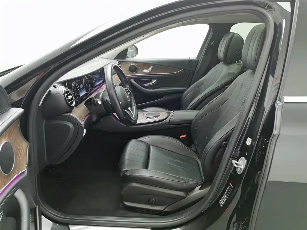 Mercedes-Benz E-Class 2020 — фото 10