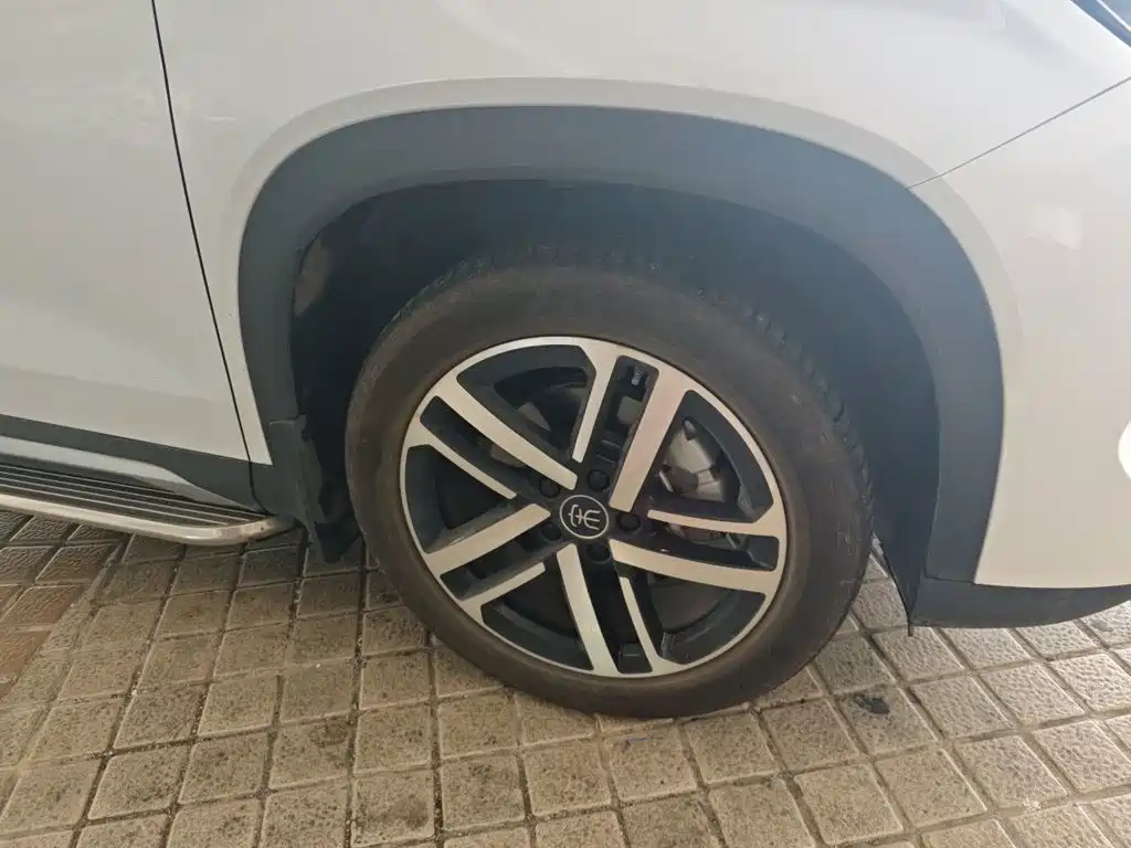 BYD Song L DM-i 2024 — фото 24