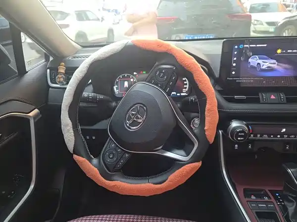 Toyota RAV4 2023