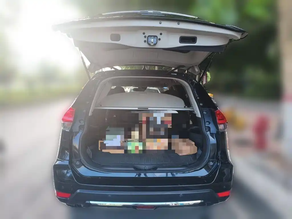 Nissan X-Trail 2018 — фото 15