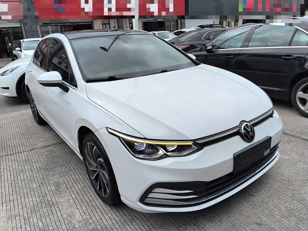 Volkswagen Golf 2022