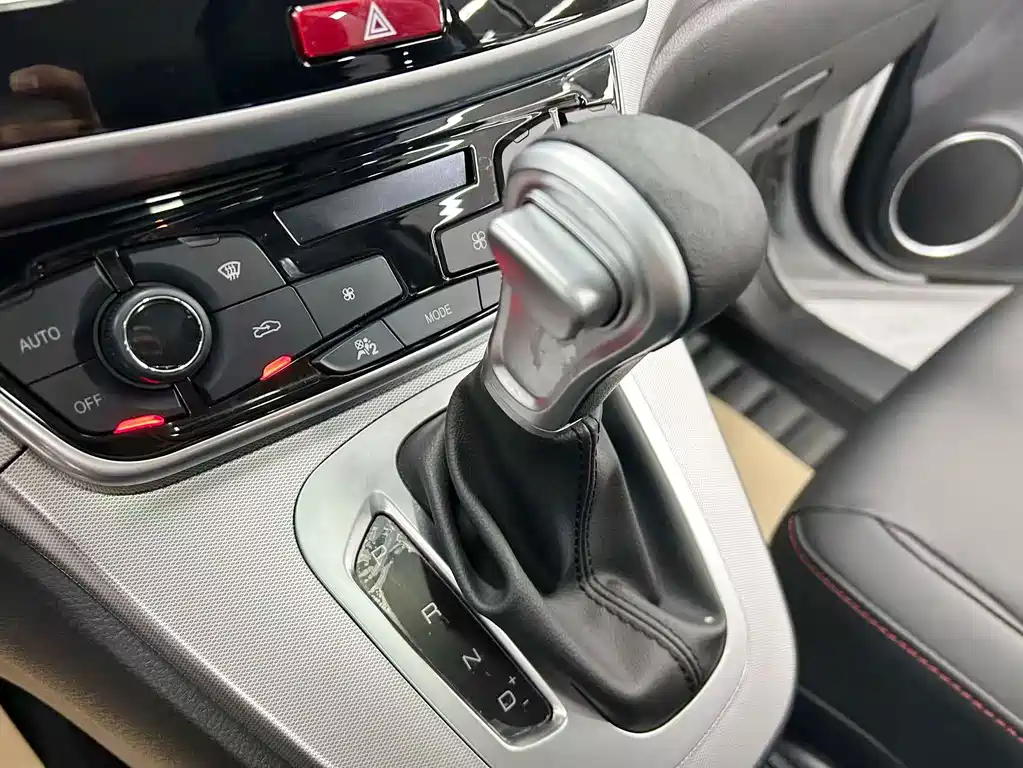 Haval M6 2020 — фото 14