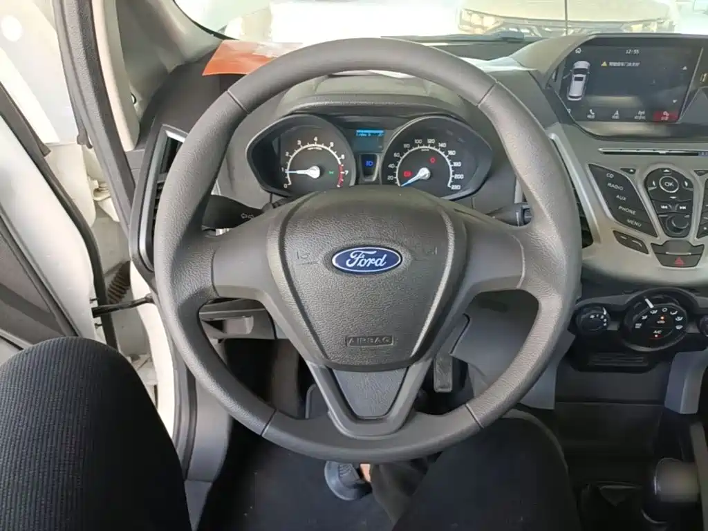 Ford EcoSport 2017 — фото 7